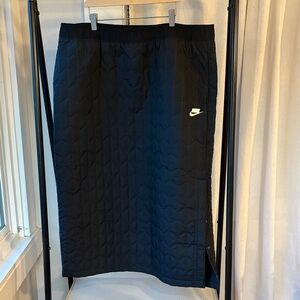 Nike Women's Black Quilted Maxi Skirt